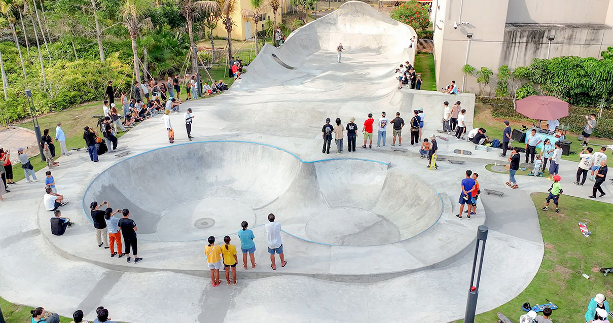 万宁尊龙凯时国际免税港